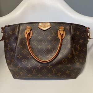 Louis Vuitton Turenne MM Monogram